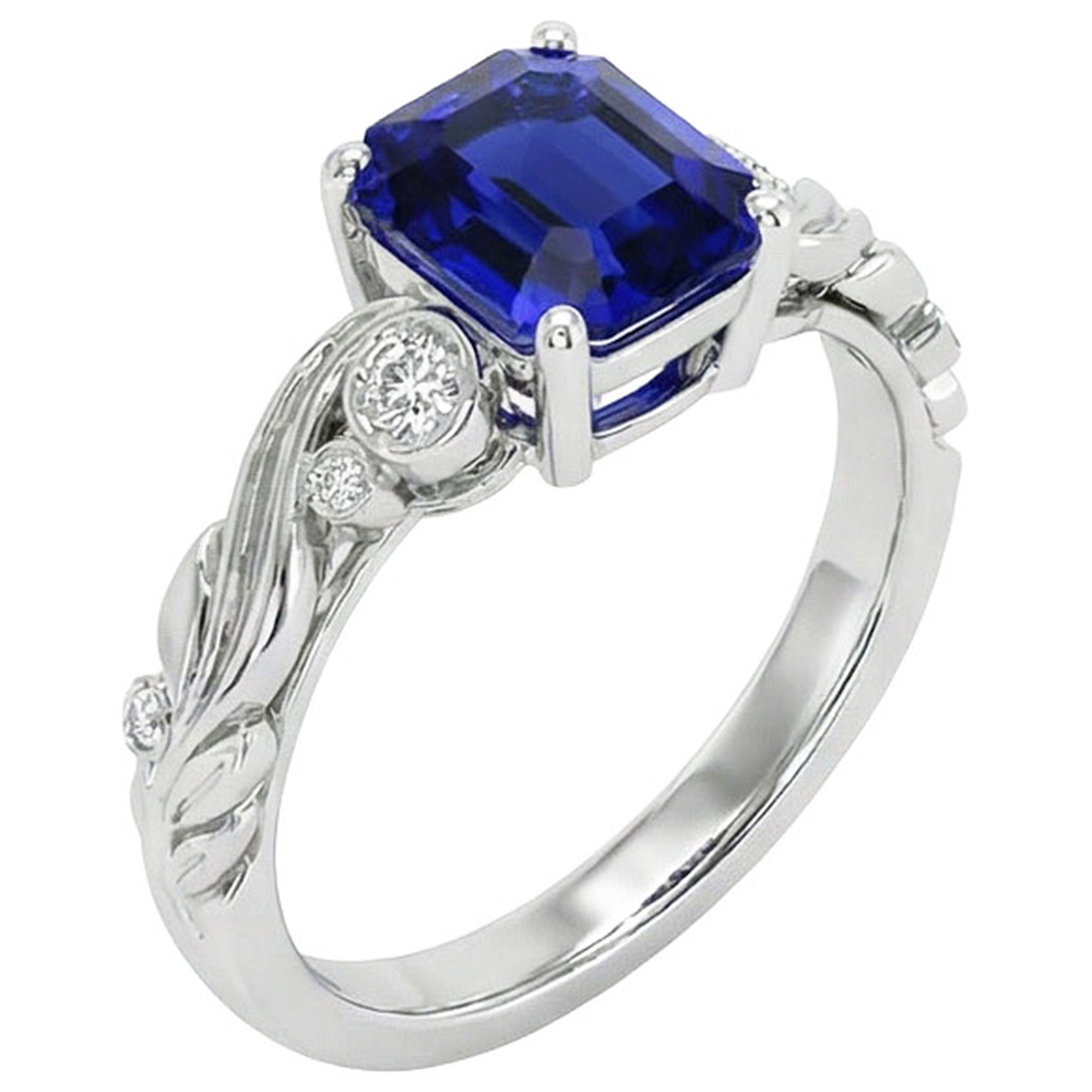 Anello taglio smeraldo con diamanti e zaffiri di Ceylon stile vintage 5,50 carati