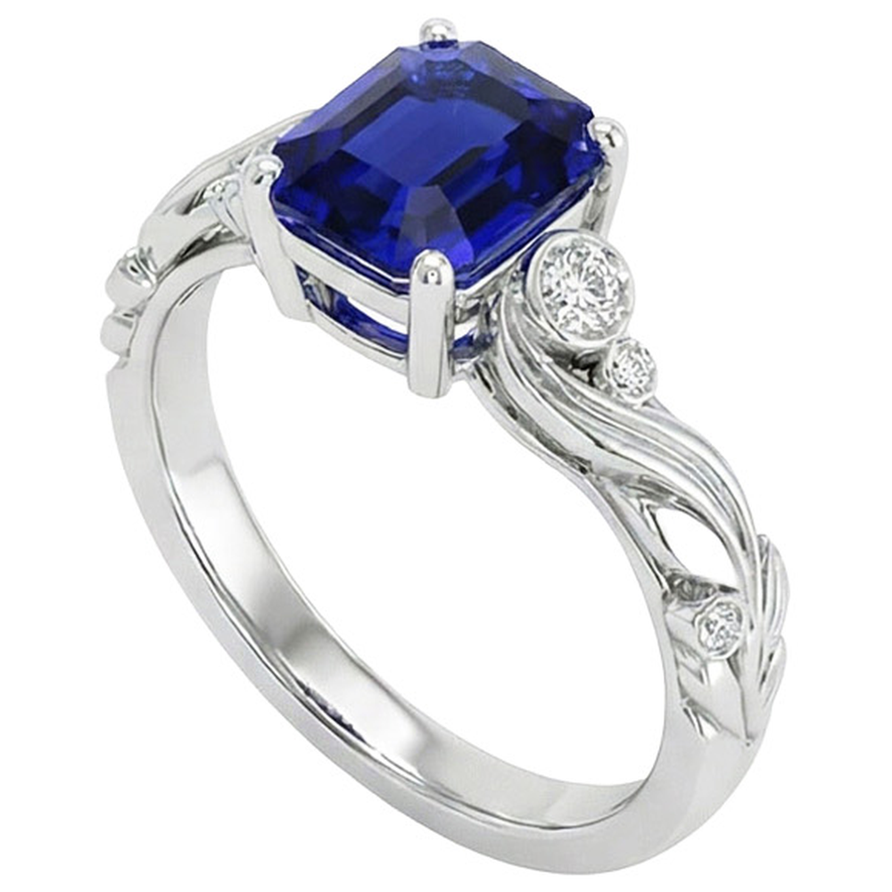 Anello taglio smeraldo con diamanti e zaffiri di Ceylon stile vintage 5,50 carati