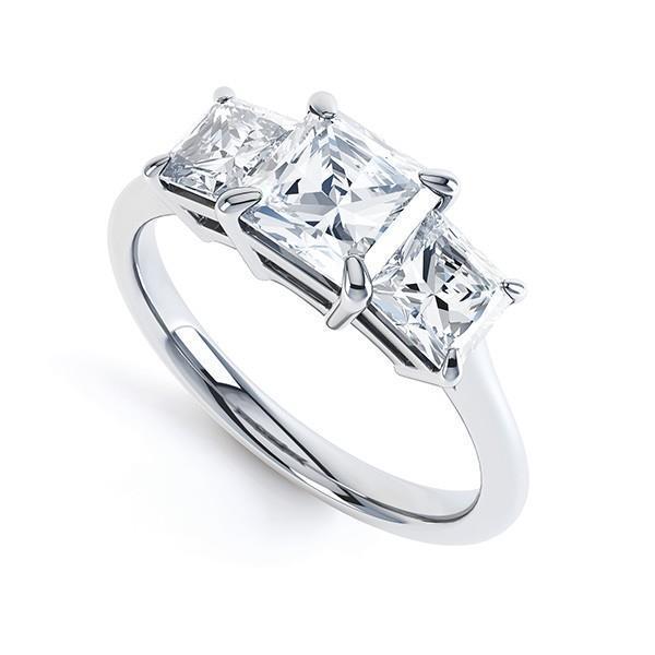 Anello Anniversario Con 3 Pietre Taglio Princess. Genuino Diamanti 3 Ct. Oro Bianco 14K