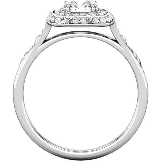 Anello Aureola Con Genuino Diamante Rotondo In Stile Vintage Con Accenti Di 2,30 Carati.