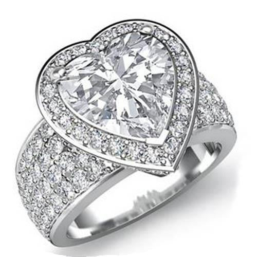Anello Aureola Con Vero Diamante A Cuore Da 7.50 Carati Oro Bianco 14K