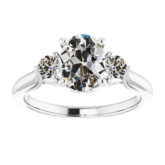 Anello Con 3 Pietre Rotonde E Ovali Con Genuino Diamanti Da Minatore Vecchio 4 Carati In Oro 14K