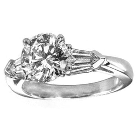 Anello Con Naturale Diamante Da 2.70 Carati Rotondo E Anello Con Tre Pietre Taglio Baguette