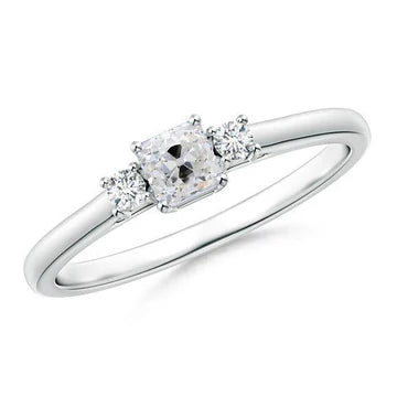 Anello Con Tre Pietre Da Vecchio Minatore Vero Diamante 1.70 Carati In Oro Bianco 14K