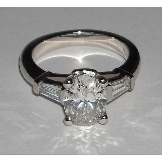 Anello Da Donna Con Naturale Diamante Taglio Ovale 3 Pietre Oro Bianco 2.01 Carati
