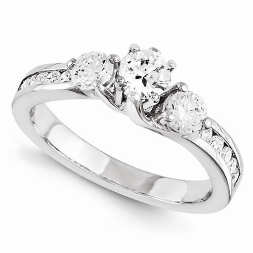 Anello Di Fidanzamento Con Genuino Diamante. Tre Pietre Fantasia. Oro Bianco 14K. 1.95 Carati