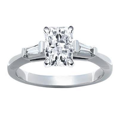 Anello Di Fidanzamento Con Tre Pietre Di Naturale Diamante Da 1.61 Carati In Oro Bianco 14K