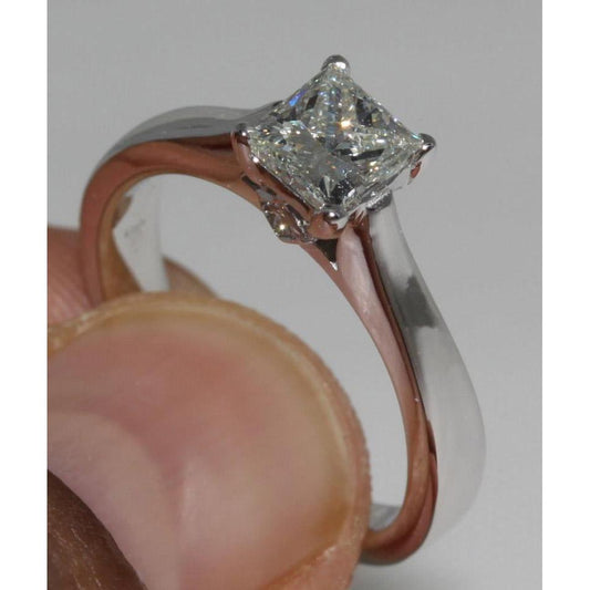 Anello Di Fidanzamento In Oro Bianco Con Vero Diamante Taglio Principessa Da 1.60 Carati