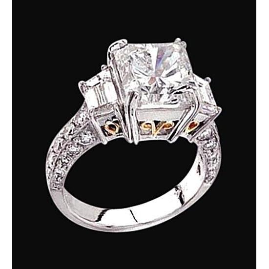 Anello Di Vero Diamanti Da 3.66 Carati Con Tre Pietre Bicolore 14K Nuovo