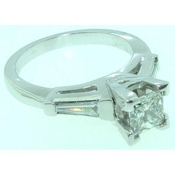 Anello In Oro Bianco Con Tre Pietre Di Naturale Diamante Princess Baguettes Da 2.10 Ct