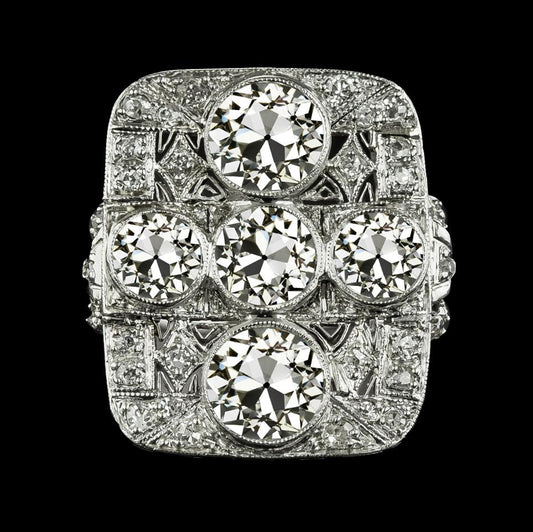 Anello In Stile Antico Con Taglio A Miniera Di Naturale Diamanti 9 Carati Con Gambo Milgrain