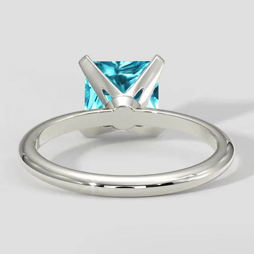 Anello Paraiba con cuscino bluastro da 2,1 carati