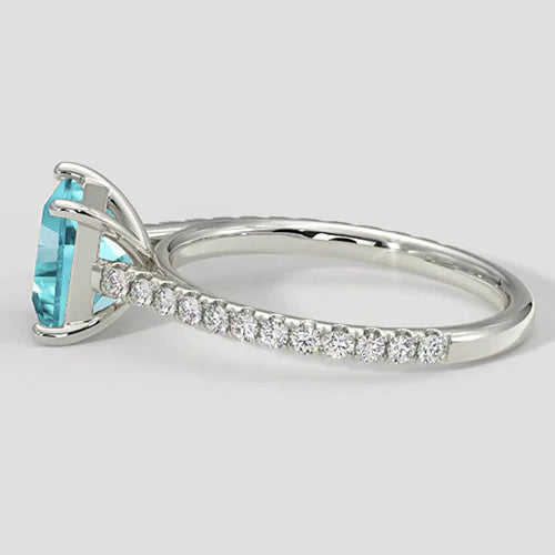 Anello Paraiba con cuscino e pavé di diamanti