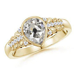Anello Rotondo Con Vero Diamanti E Pera A Taglio Antico. Stile Foglia. Gioielli In Oro 2 Carati