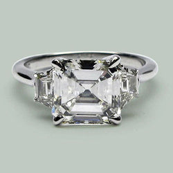 Anello Dell'Anniversario Asscher E Naturale Diamante Trapezoidale 5,50 Ct Artiglio D'Aquila 3 Pietre