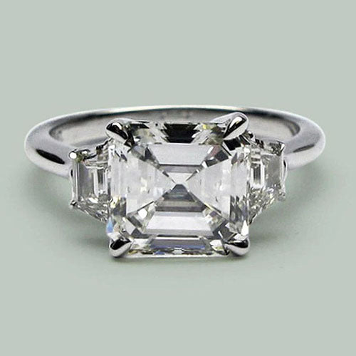 Anello Dell'Anniversario Asscher E Naturale Diamante Trapezoidale 5,50 Ct Artiglio D'Aquila 3 Pietre
