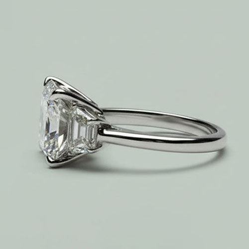 Anello Dell'Anniversario Asscher E Naturale Diamante Trapezoidale 5,50 Ct Artiglio D'Aquila 3 Pietre