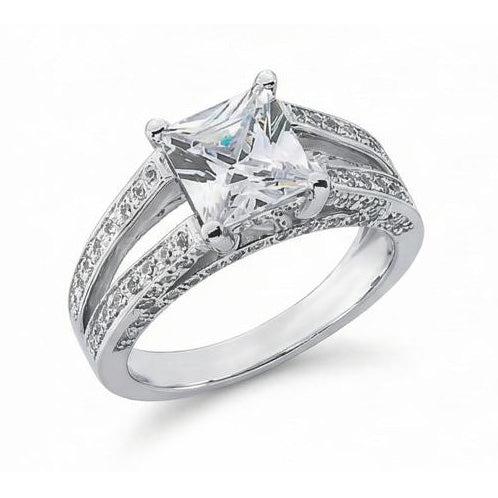 Anello Fantasia Anniversario Diamante 3,51 Carati Principessa Diamante Oro Bianco