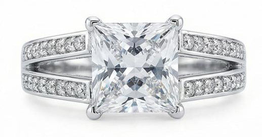 Anello Fantasia Anniversario Diamante 3,51 Carati Principessa Diamante Oro Bianco