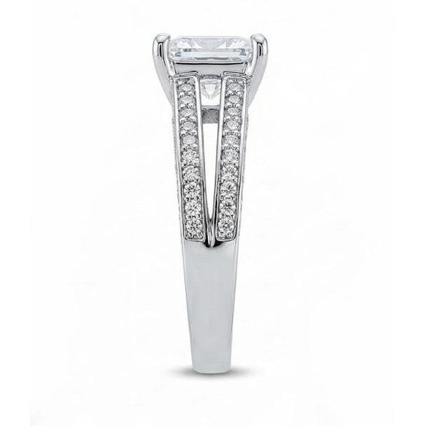 Anello Fantasia Anniversario Diamante 3,51 Carati Principessa Diamante Oro Bianco