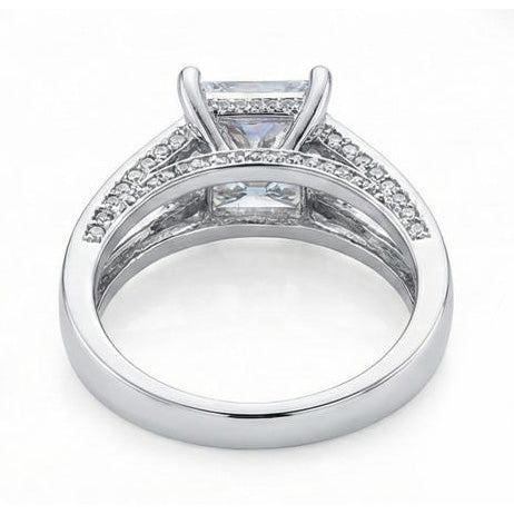 Anello Fantasia Anniversario Diamante 3,51 Carati Principessa Diamante Oro Bianco