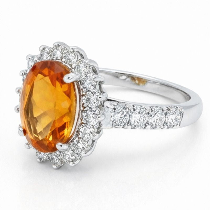 Anello Madeira in oro bianco 14K con citrino e diamanti 22.50 carati
