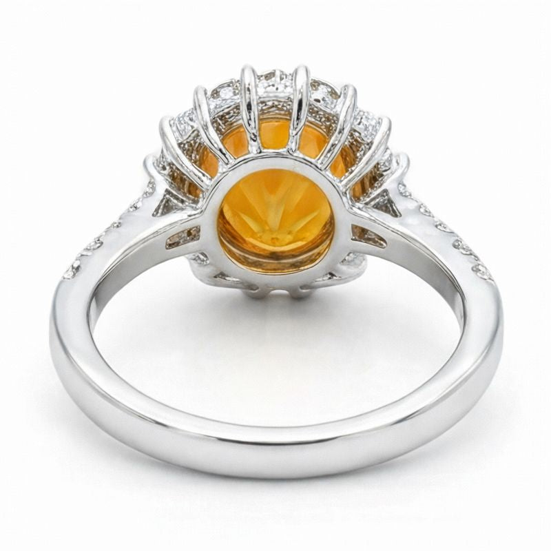 Anello Madeira in oro bianco 14K con citrino e diamanti 22.50 carati