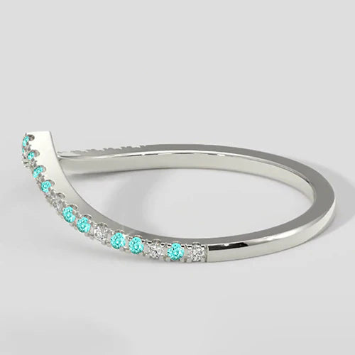 Anello a fascia impilabile a forma di V Paraiba