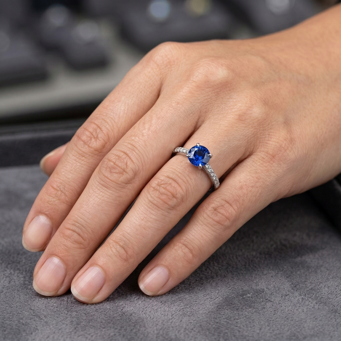 Anello con Zaffiro dello Sri Lanka Rotondo Gioielli Con Diamanti Naturali Autentici ( non creati in laboratorio ) Oro Bianco 14K