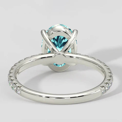 Anello con fascia in diamante Paraiba ovale bluastro da 3,75 ct