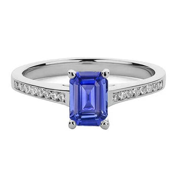 Anello con zaffiro Ceylon 2 carati e diamanti con pietre preziose in oro bianco 14K