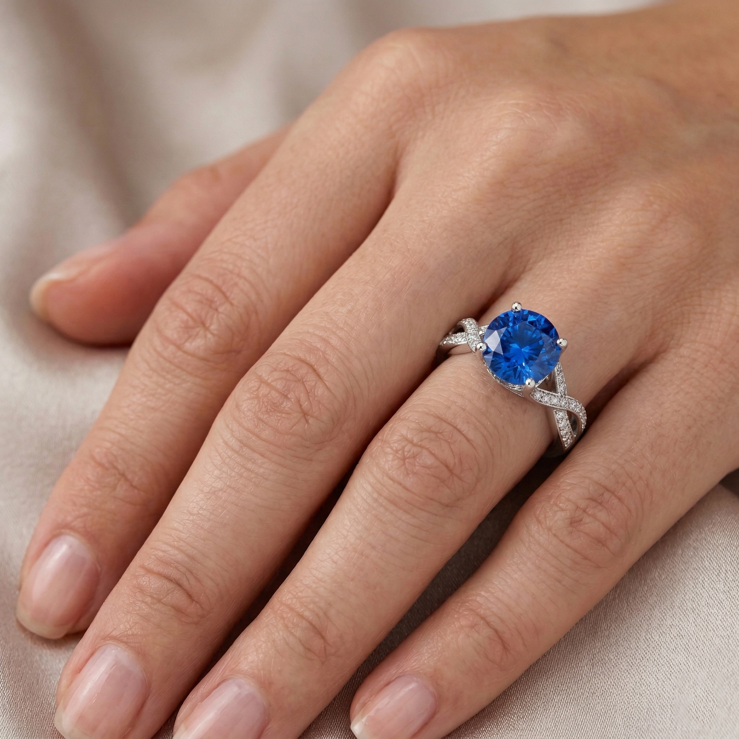 vero round zaffiro 3carati anello su bianco