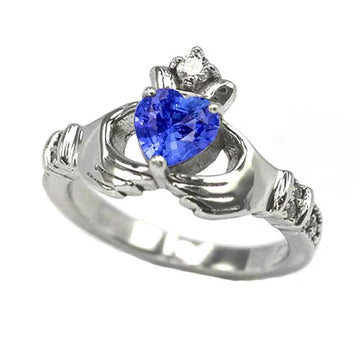 Anello da donna con cuore blu zaffiro 1.50 carati e oro bianco 14K stile regina