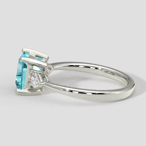 Anello di fidanzamento a cuscino con tre pietre Paraiba