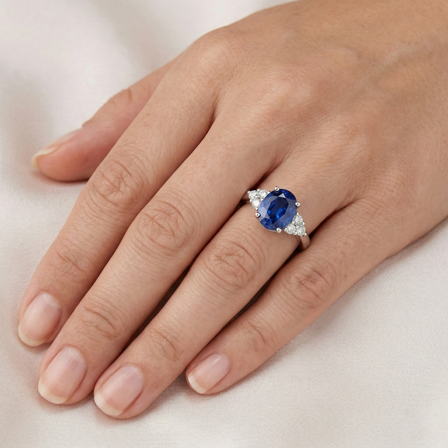 vero round diamante 3.40carati anello con accenti diamanti