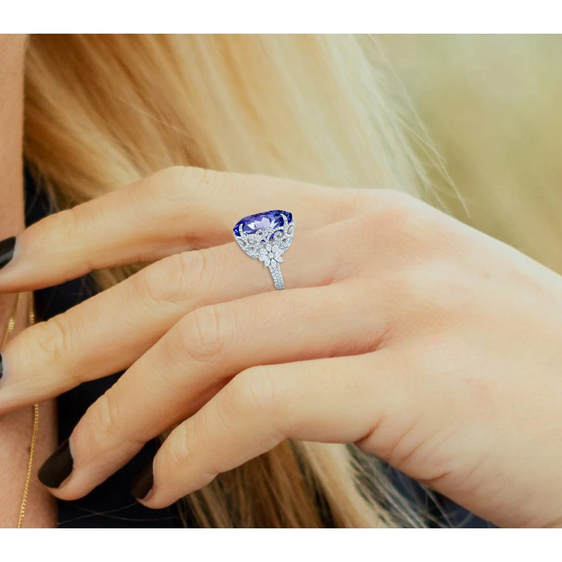 Anello in oro bianco 14K cuscino con zaffiro di Ceylon e diamante 6 carati