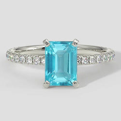 Anello in stile smeraldo con tormalina Paraiba da 1,50 ct