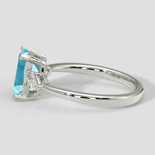 Anello moderno con tormalina Paraiba taglio smeraldo
