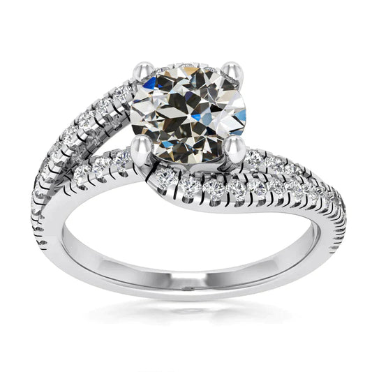 Bague Dame Ronde Ancienne Mine Vero Diamant Griffes Tige Torsadée 4.50 Carats