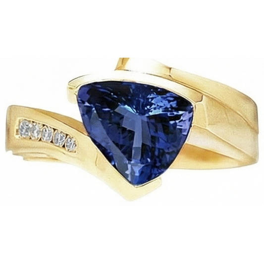 Bellissimo anello in oro giallo con diamanti trilioni di tanzanite 1.95 carati