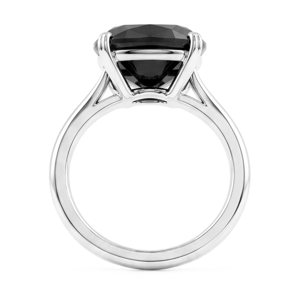 Anello di Fidanzamento Solitario con Diamante Nero Naturale da 5 Carati Taglio a Cuscino a Lama di Coltello in Oro Bianco 14K