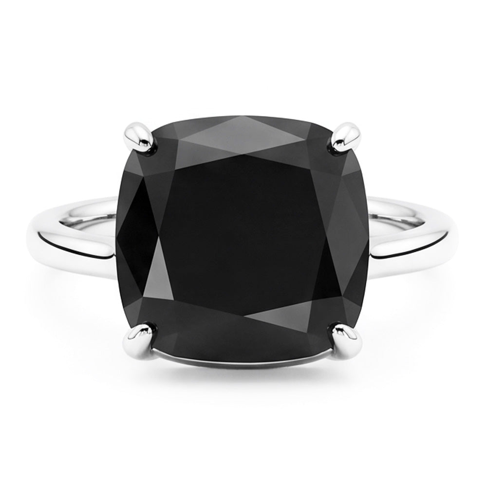 Anello di fidanzamento solitario con diamante nero naturale taglio a cuscino da 5 carati a fascia liscia in Oro Bianco 14 carati