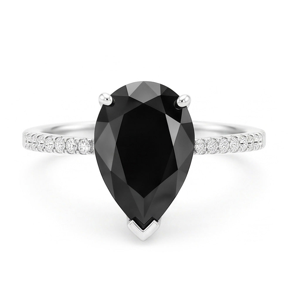 Anello Solitario con Diamante Nero Naturale a Goccia da 5 Carati e Pavé in Oro Bianco 14K