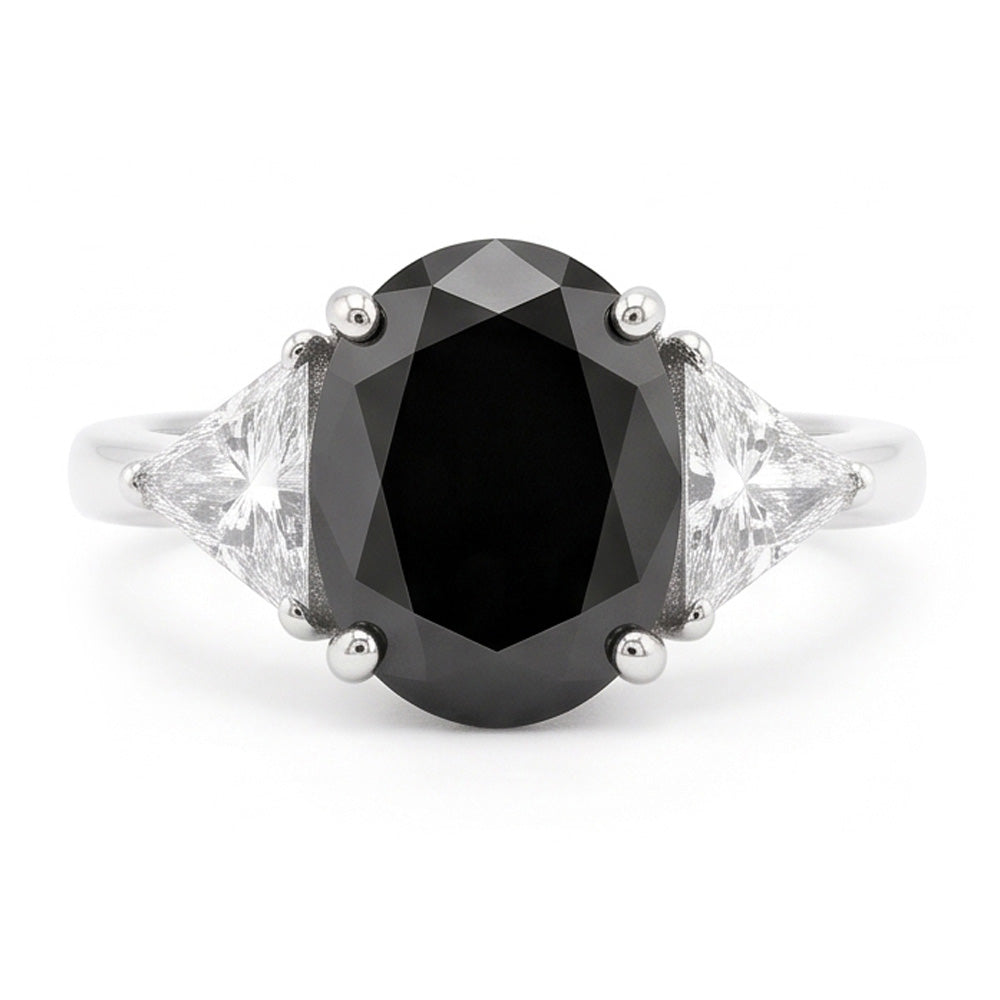 Anello di Fidanzamento Nero da Donna con Diamante Ovale Naturale da 3,6 Carati a Tre Pietre Taglio Trilliant in Oro Bianco 14K
