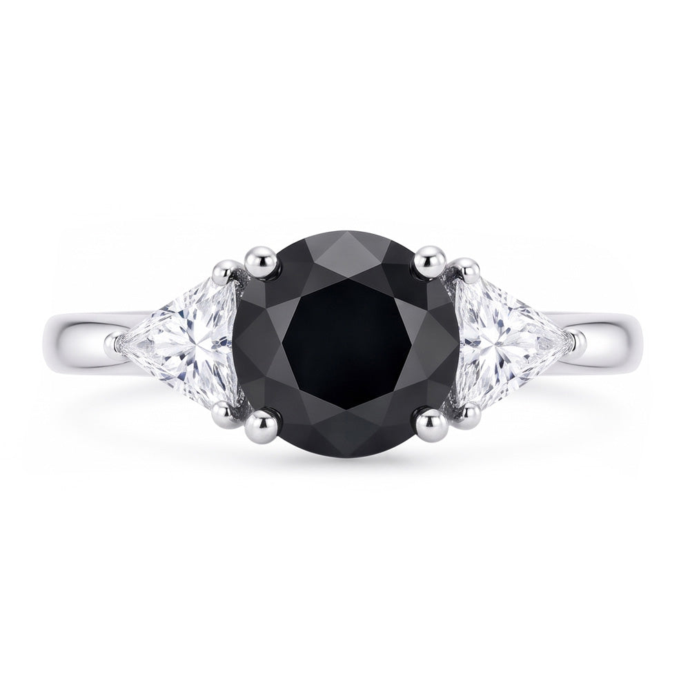 Saldi Venerdì Nero: Anello di Fidanzamento a Tre Pietre con Diamante Rotondo Naturale da 3,6 Carati e Taglio Trilliant in Oro Bianco 14 Carati