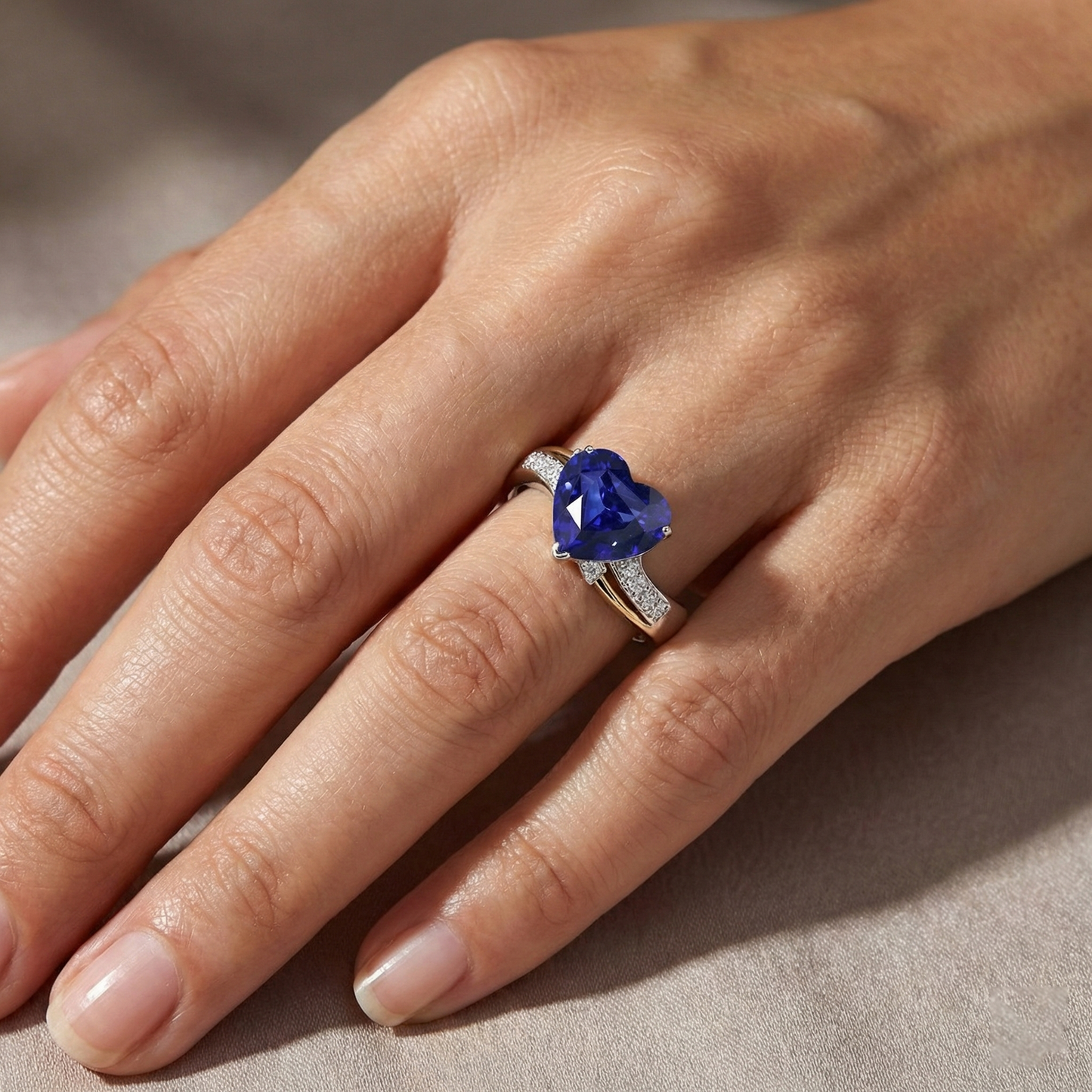 Blue Sapphire Anniversary Heart Diamond Ring 3 Carati Gioielli da donna