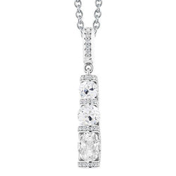 Ciondolo Con 4,50 Carati Ovale E Naturale Diamante A Taglio Rotondo In Stile Vecchia Miniera Con Tre Pietre In Oro Bianco 14K