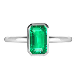 Smeraldo Castone Chiuso Anello con Gemma – 2 carati in Oro