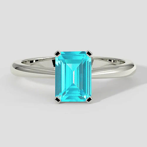 Classico anello Paraiba taglio smeraldo da 2 carati