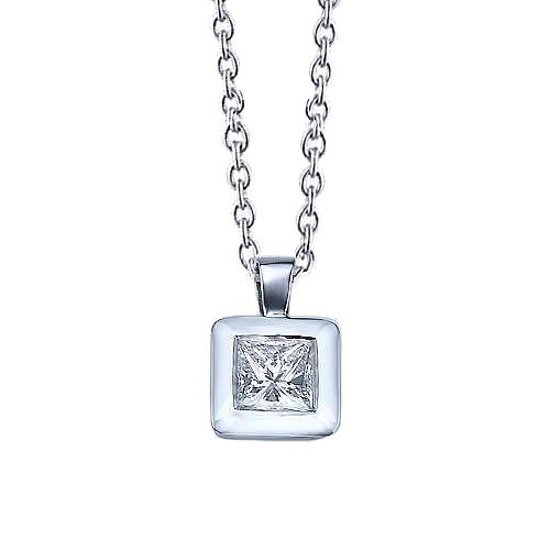 Collana Con Ciondolo In Oro Bianco 14K Con Naturale Diamanti Taglio Princess Da 1 Carato